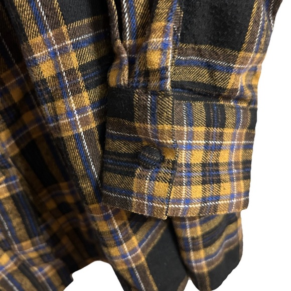 Missguided Extreme Oversized Volume Sleeve Women’s Size 6 Button Up Top Flannel - Picture 6 of 7